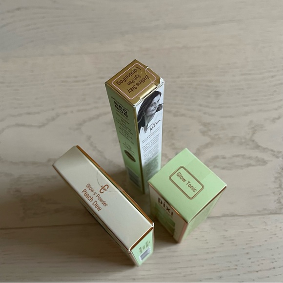 Pixi | 3 piece | Glow-y Powder, Glow Tonic, Endless Silky Pen - Picture 3 of 6